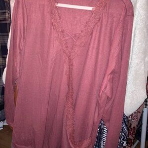 Bloomchic mauve texture wrap crocheted lace on wrap flap